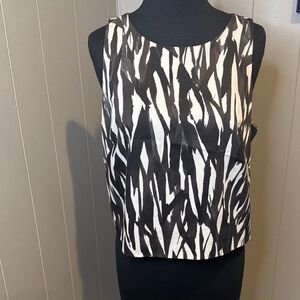 Milly black/white/gray scribble lines lined sleeveless top. Size 6.